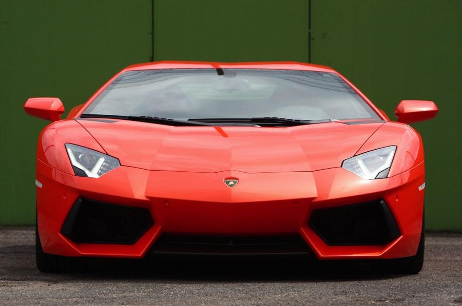  Lamborghini Aventador LP700-4 2011 года  (фото 112 из 204)